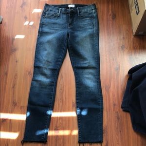 “Mother” Ankle Fray Jeans size 25